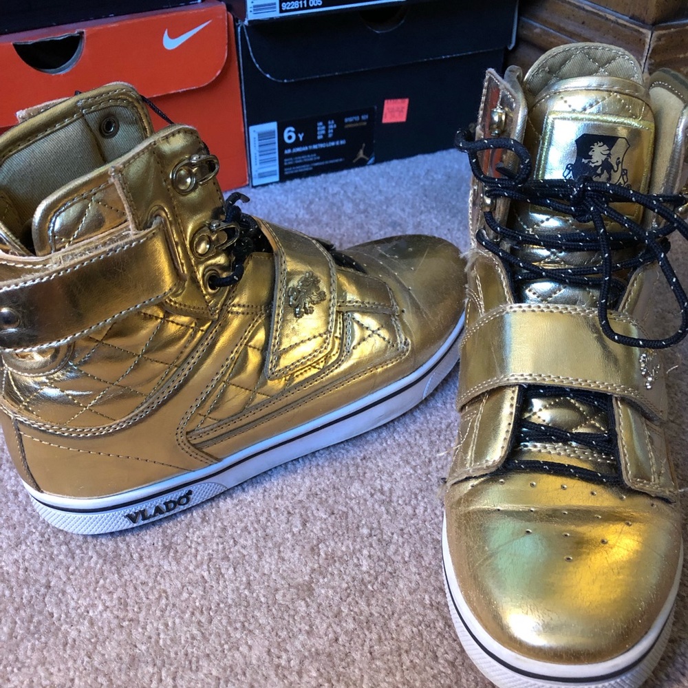 Vlado Sneakers